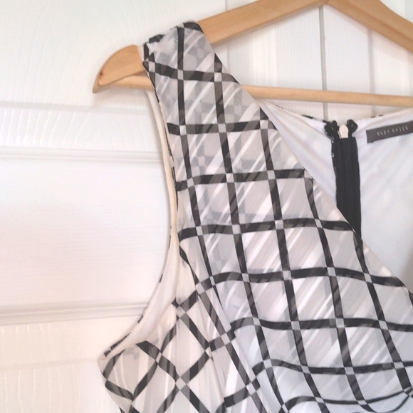 Black and White Check Pattern Dress - Picture 3 of 8
